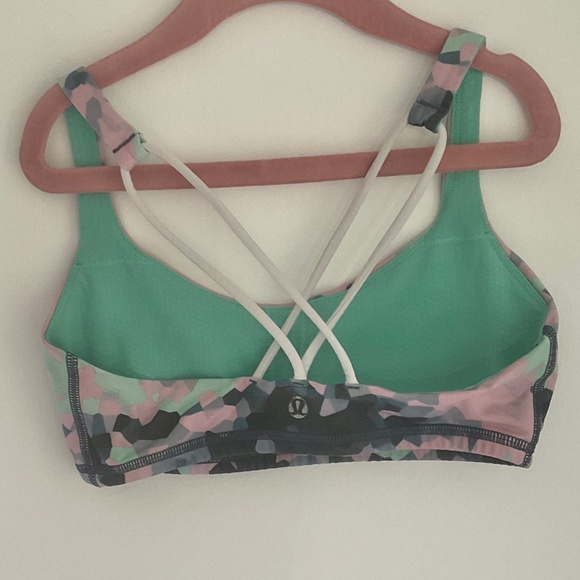Lululemon Free To Be Sports Bra Size 4 in Multi Color Pink Blue *Luxtreme* - Picture 2 of 6